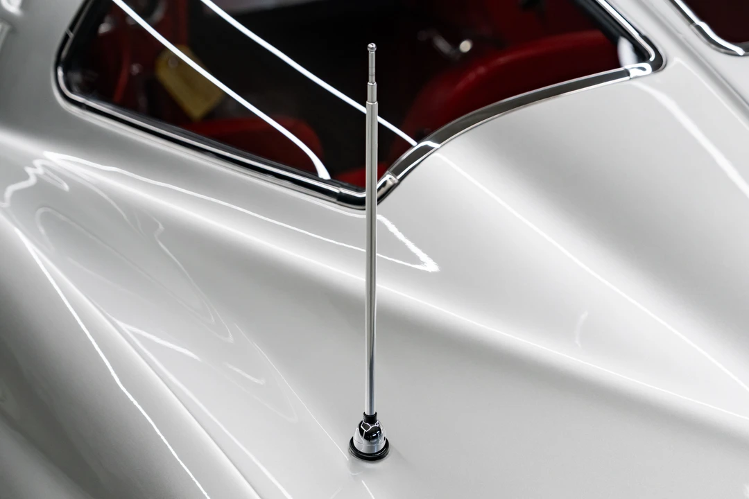 1963 Chevrolet Corvette C2 - Image 18 of 31