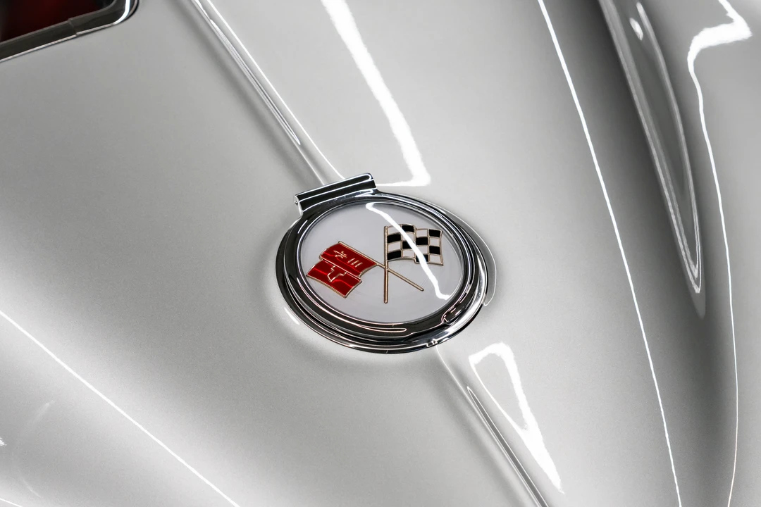 1963 Chevrolet Corvette C2 - Image 24 of 31