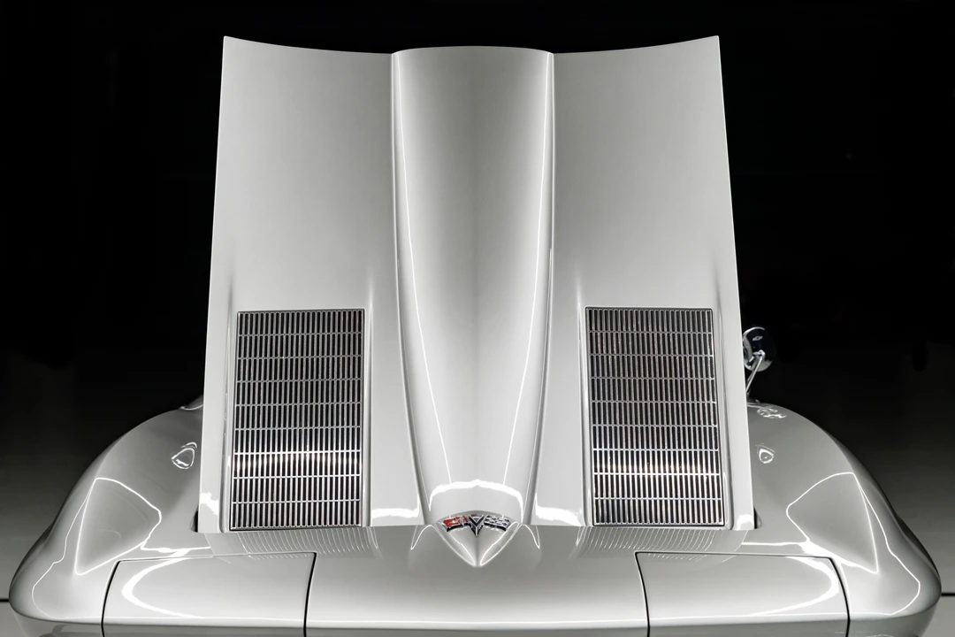 1963 Chevrolet Corvette C2 - Image 25 of 31