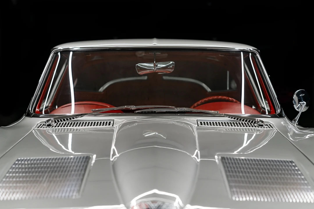 1963 Chevrolet Corvette C2 - Image 30 of 31