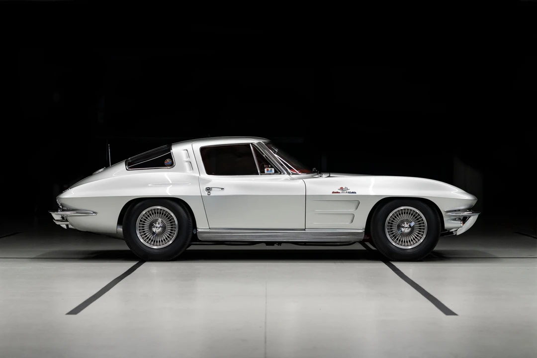 1963 Chevrolet Corvette C2 - Image 8 of 31