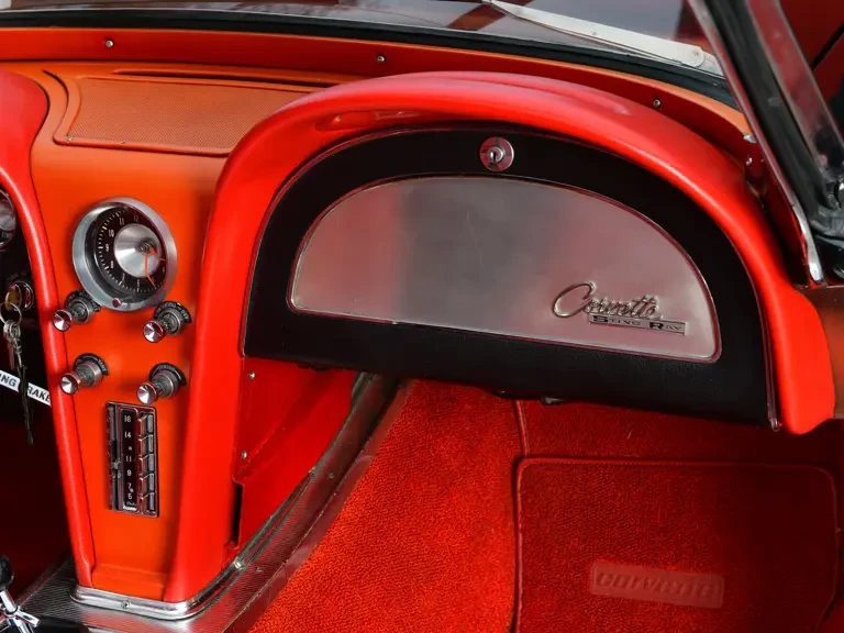 1963 Chevrolet Corvette C2 - Image 13 of 31