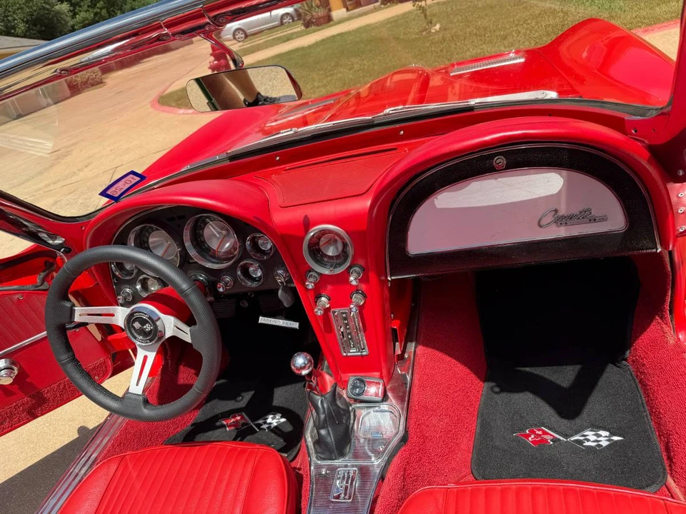 1963 Chevrolet Corvette C2 - Image 13 of 24