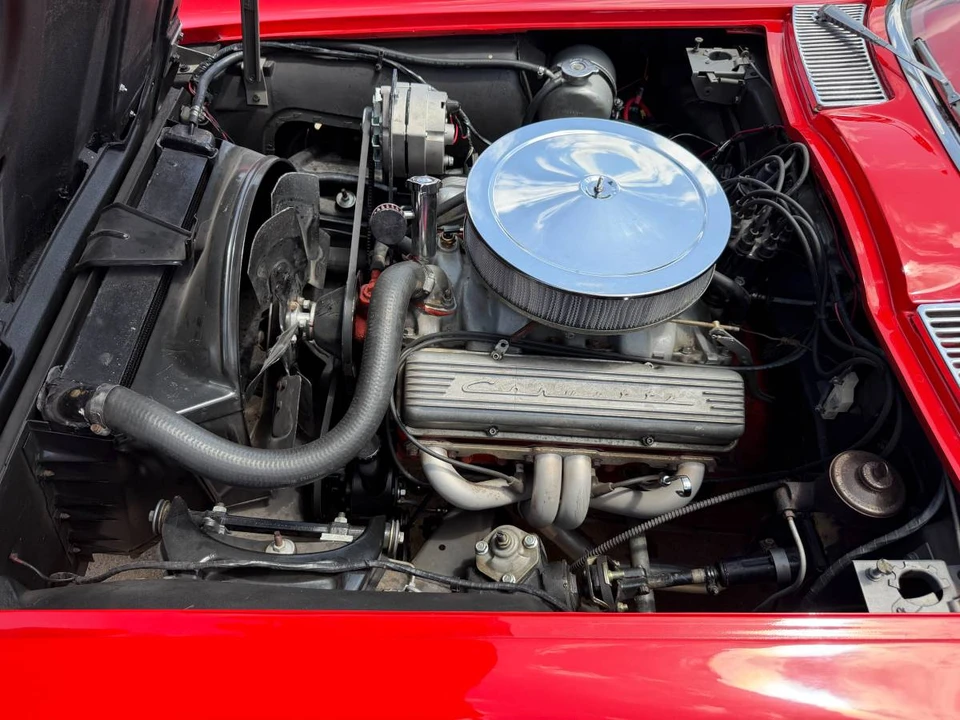 1963 Chevrolet Corvette C2 - Image 19 of 24