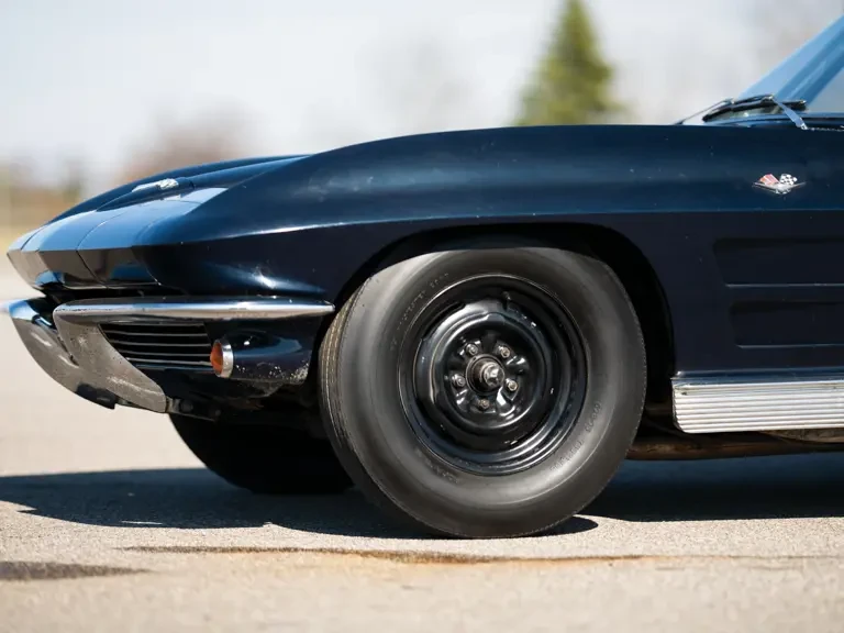 1963 Chevrolet Corvette C2 - Image 30 of 31