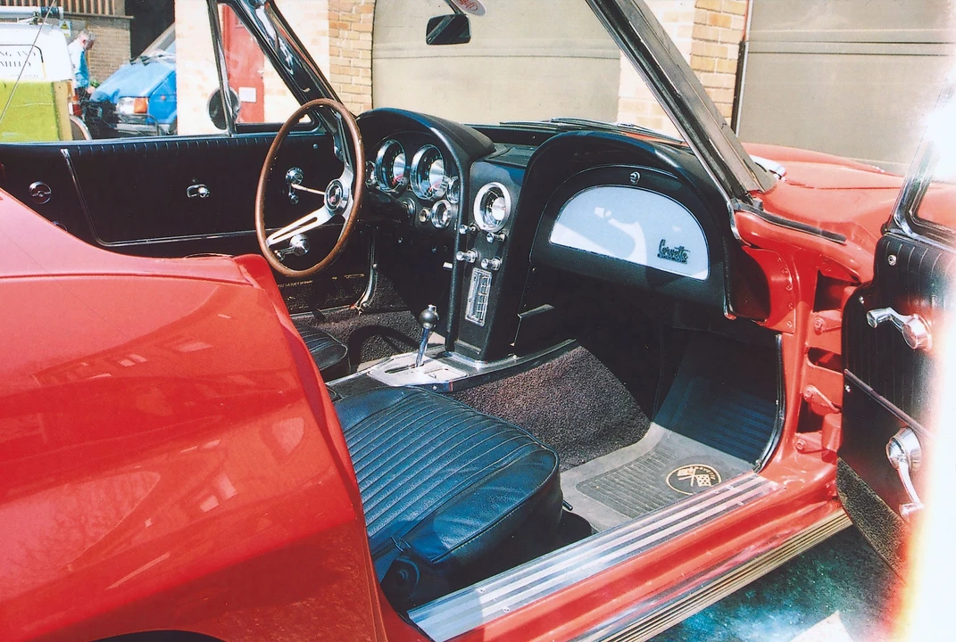 1963 Chevrolet Corvette C2 - Image 2 of 3