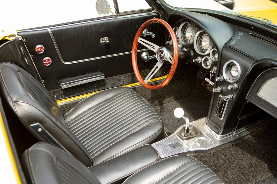 1963 Chevrolet Corvette C2 - Image 17 of 23