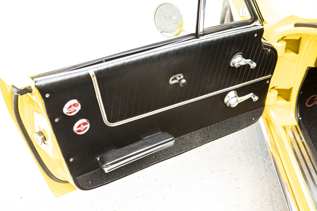 1963 Chevrolet Corvette C2 - Image 20 of 23