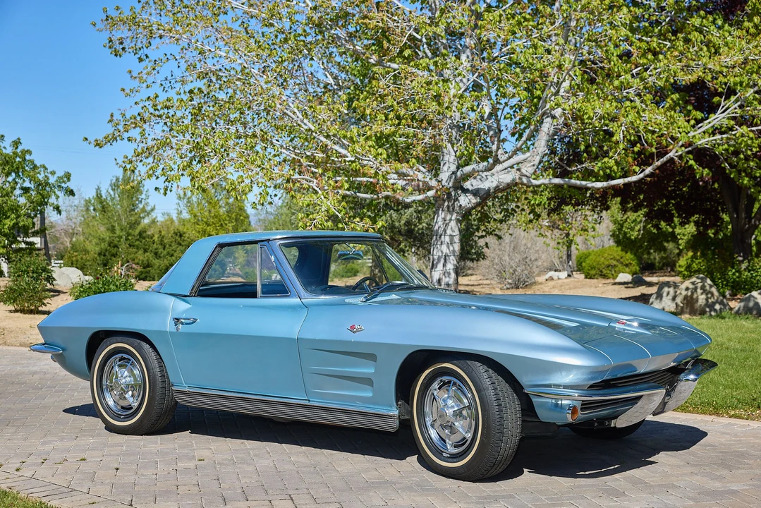 1963 Chevrolet Corvette C2 - Image 2 of 31