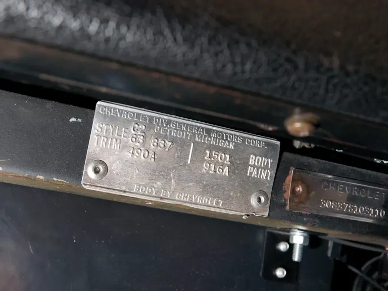 1963 Chevrolet Corvette C2 - Image 19 of 20