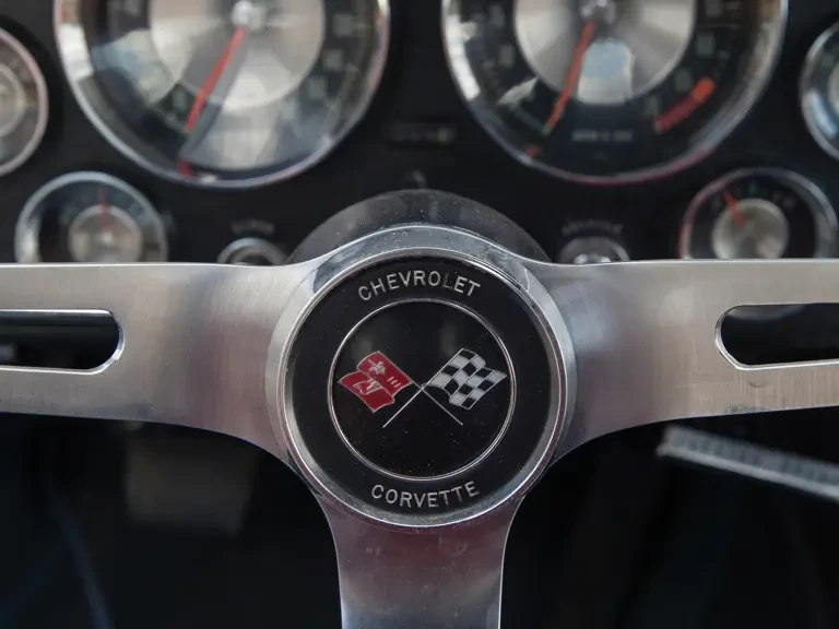 1963 Chevrolet Corvette C2 - Image 14 of 25
