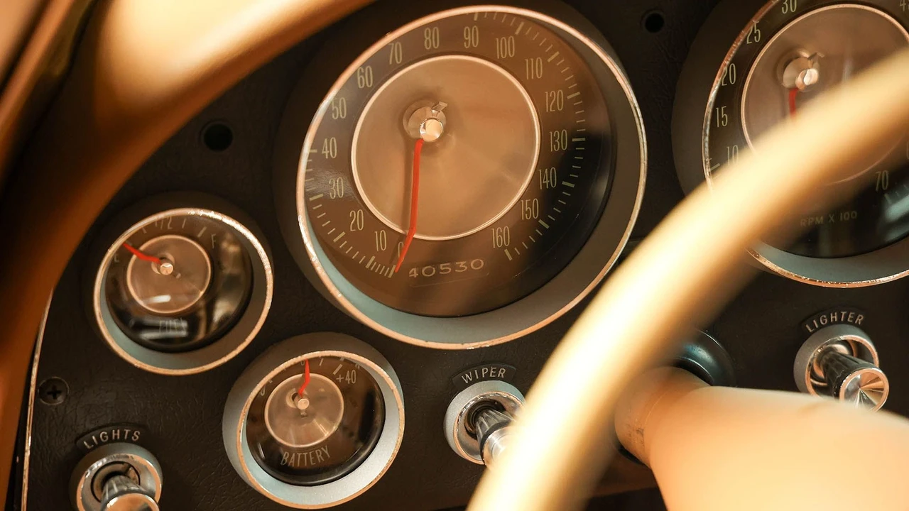 1963 Chevrolet Corvette C2 - Image 31 of 31