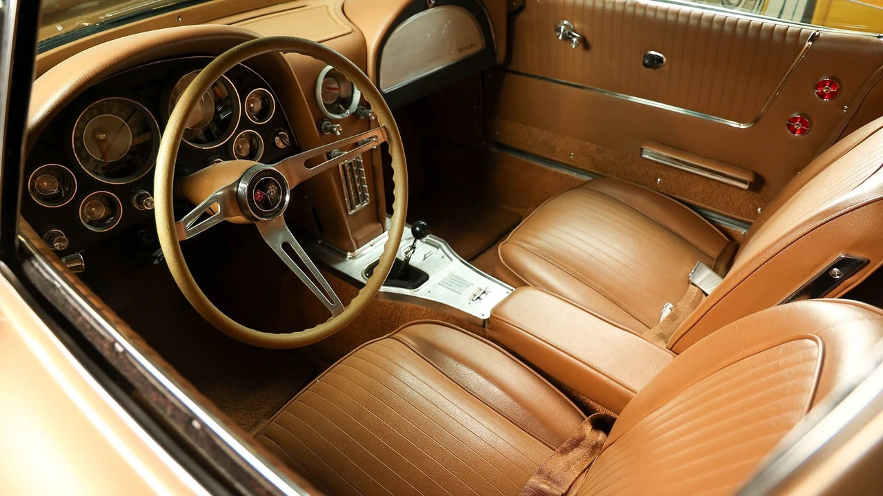 1963 Chevrolet Corvette C2 - Image 27 of 31