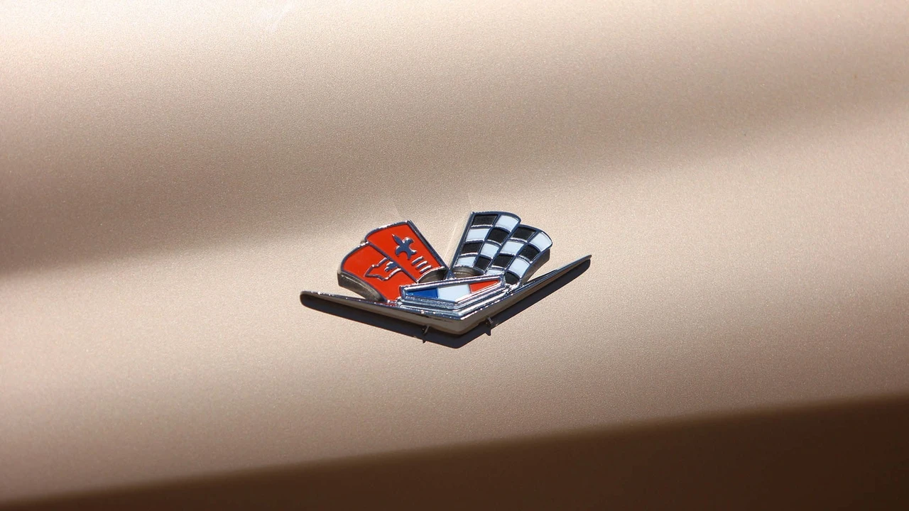 1963 Chevrolet Corvette C2 - Image 14 of 31