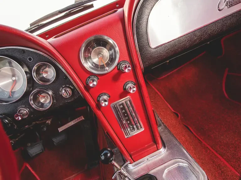 1963 Chevrolet Corvette C2 - Image 19 of 24