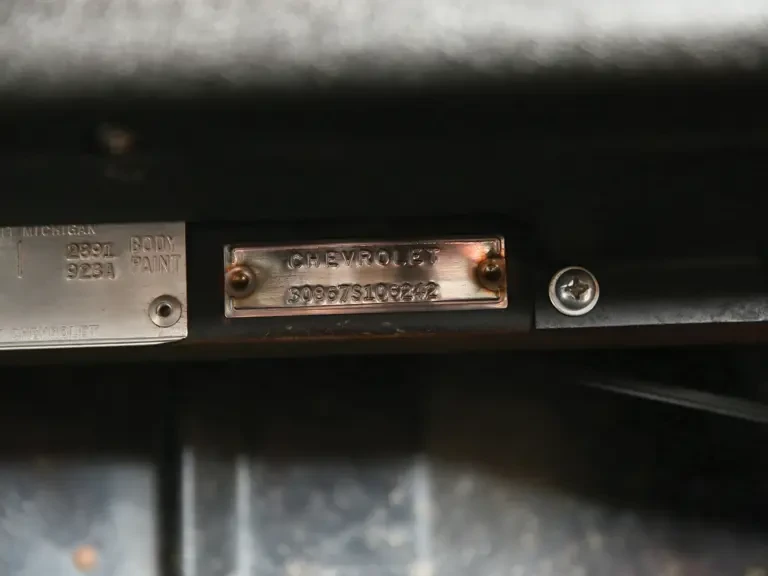 1963 Chevrolet Corvette C2 - Image 25 of 25