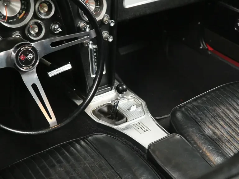 1963 Chevrolet Corvette C2 - Image 13 of 25