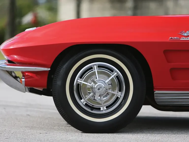 1963 Chevrolet Corvette C2 - Image 20 of 25