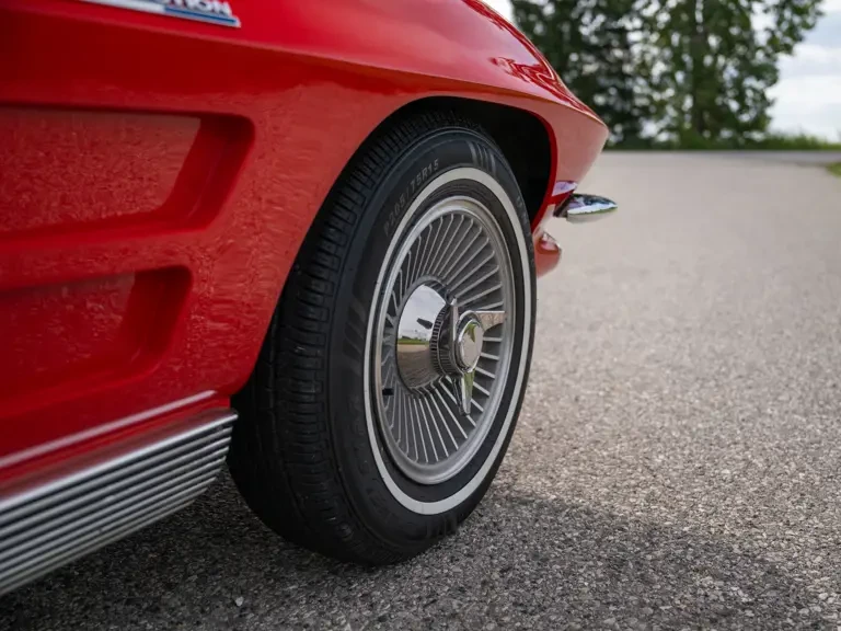 1963 Chevrolet Corvette C2 - Image 24 of 31
