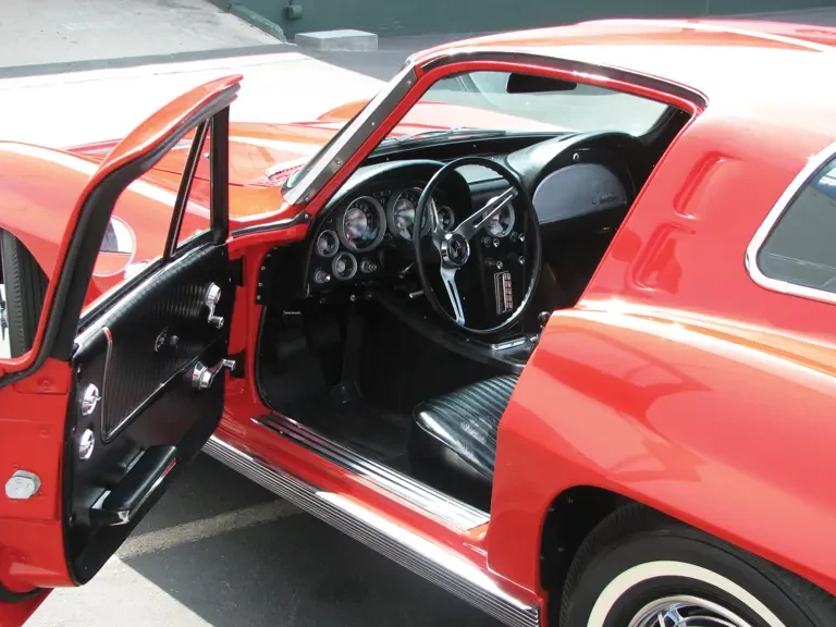 1963 Chevrolet Corvette C2 - Image 4 of 7