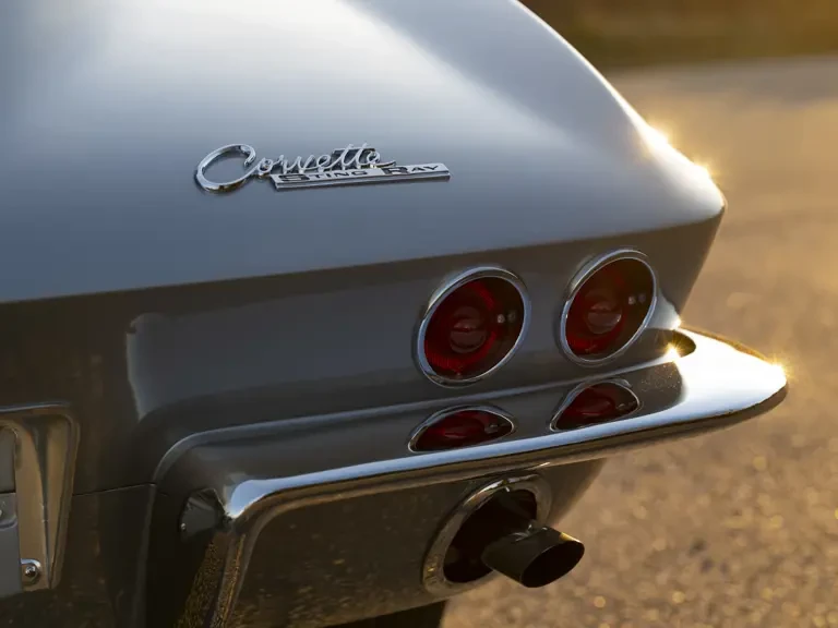 1963 Chevrolet Corvette C2 - Image 8 of 31