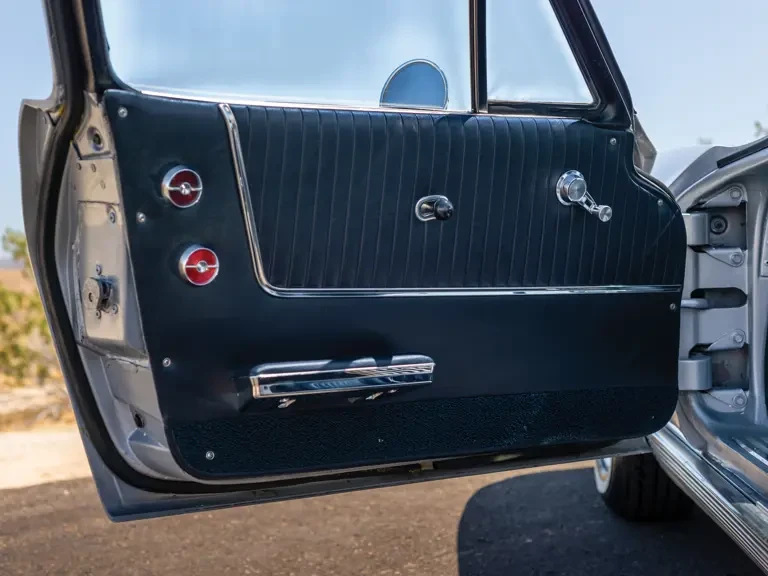 1963 Chevrolet Corvette C2 - Image 19 of 29