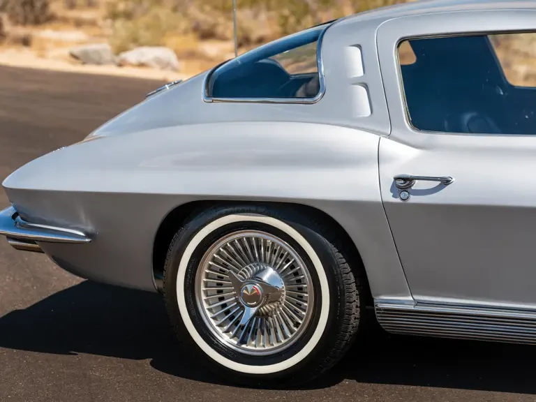 1963 Chevrolet Corvette C2 - Image 24 of 29