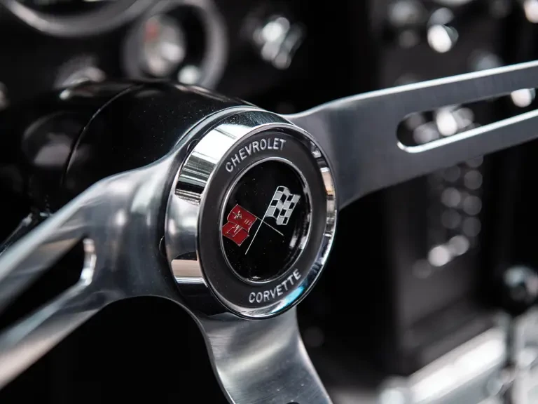 1963 Chevrolet Corvette C2 - Image 14 of 31