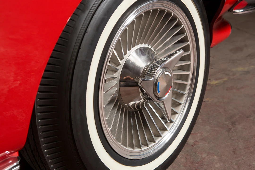 1963 Chevrolet Corvette C2 - Image 23 of 31