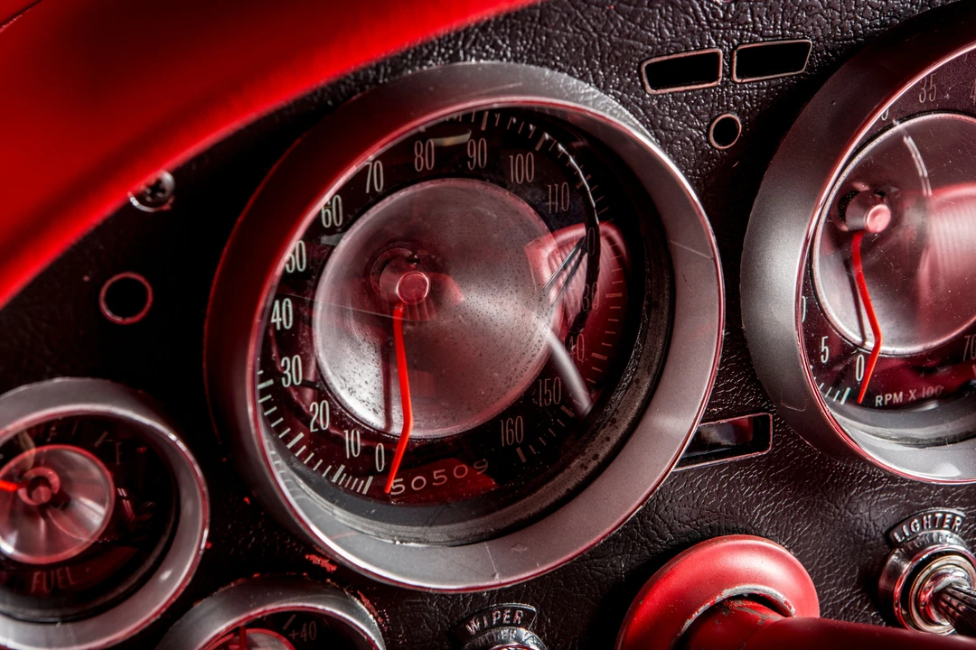 1963 Chevrolet Corvette C2 - Image 9 of 31