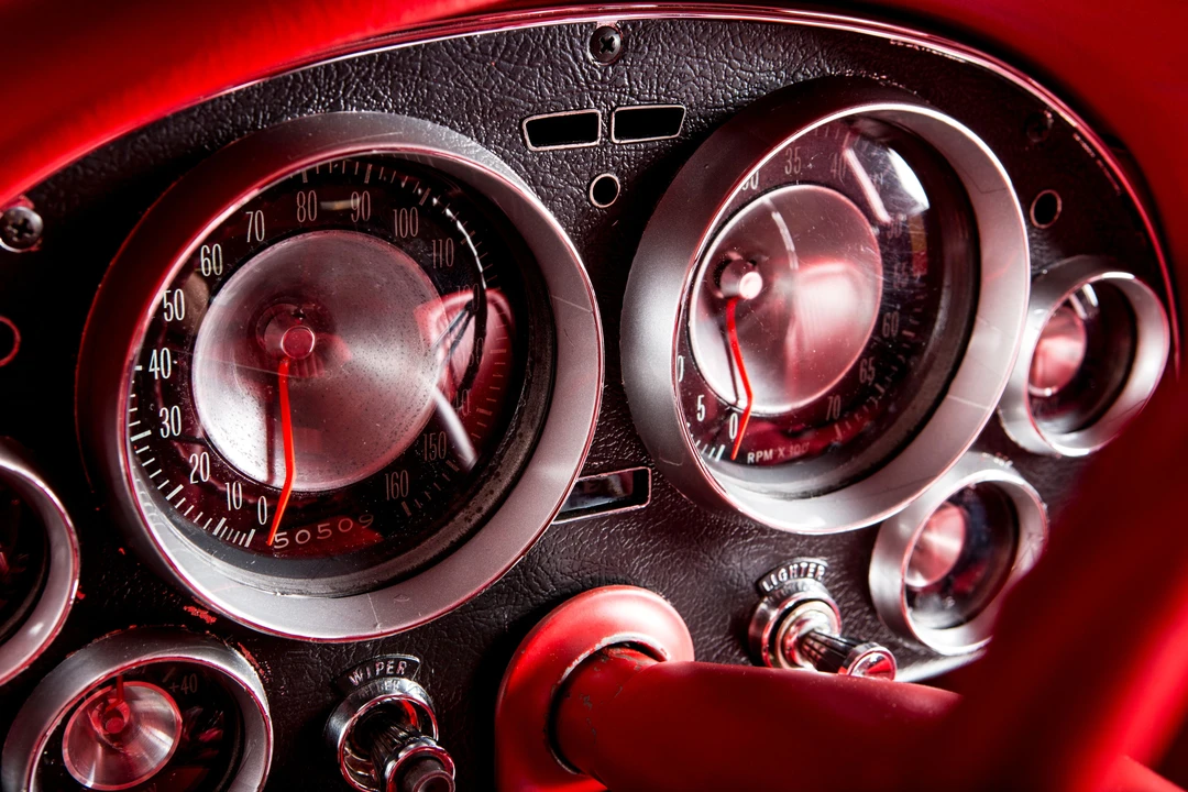 1963 Chevrolet Corvette C2 - Image 10 of 31