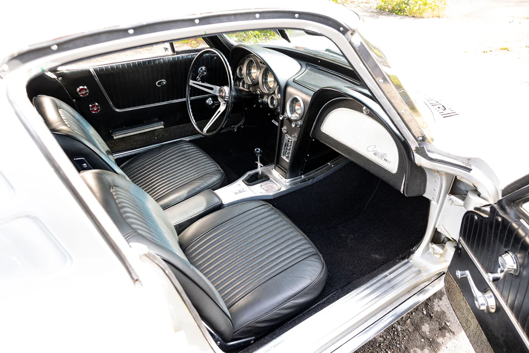 1963 Chevrolet Corvette C2 - Image 3 of 31