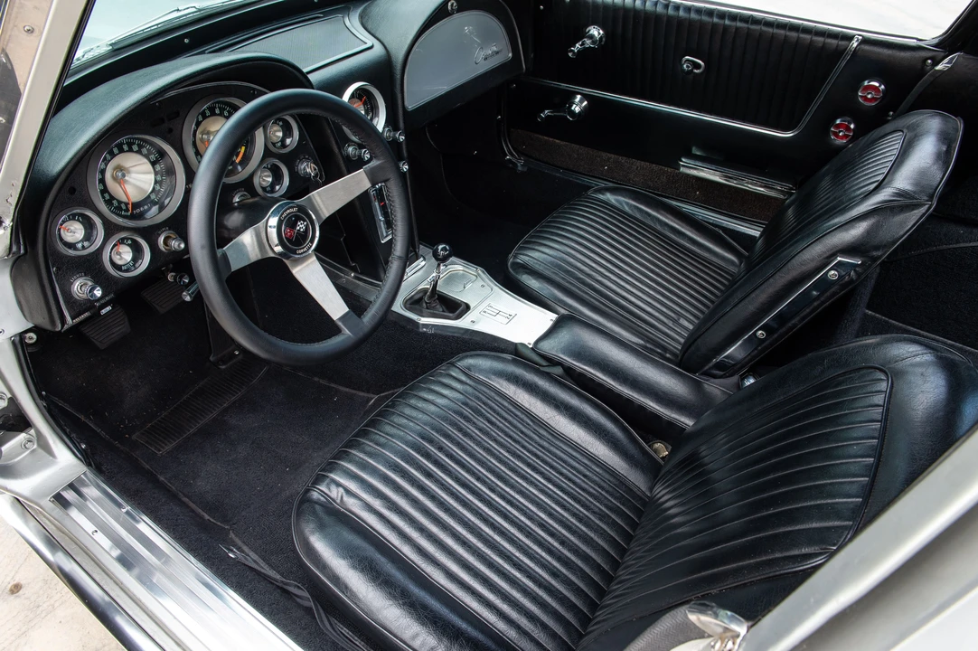 1963 Chevrolet Corvette C2 - Image 3 of 9