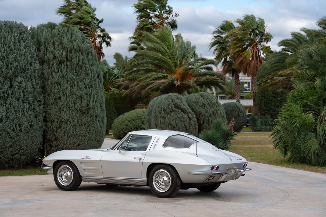 1963 Chevrolet Corvette C2 - Image 7 of 9