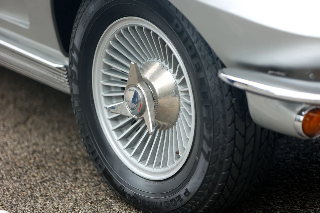 1963 Chevrolet Corvette C2 - Image 23 of 31