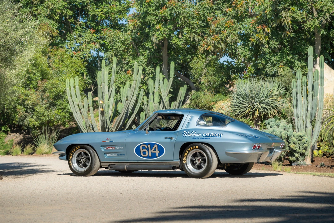 1963 Chevrolet Corvette C2 - Image 8 of 31