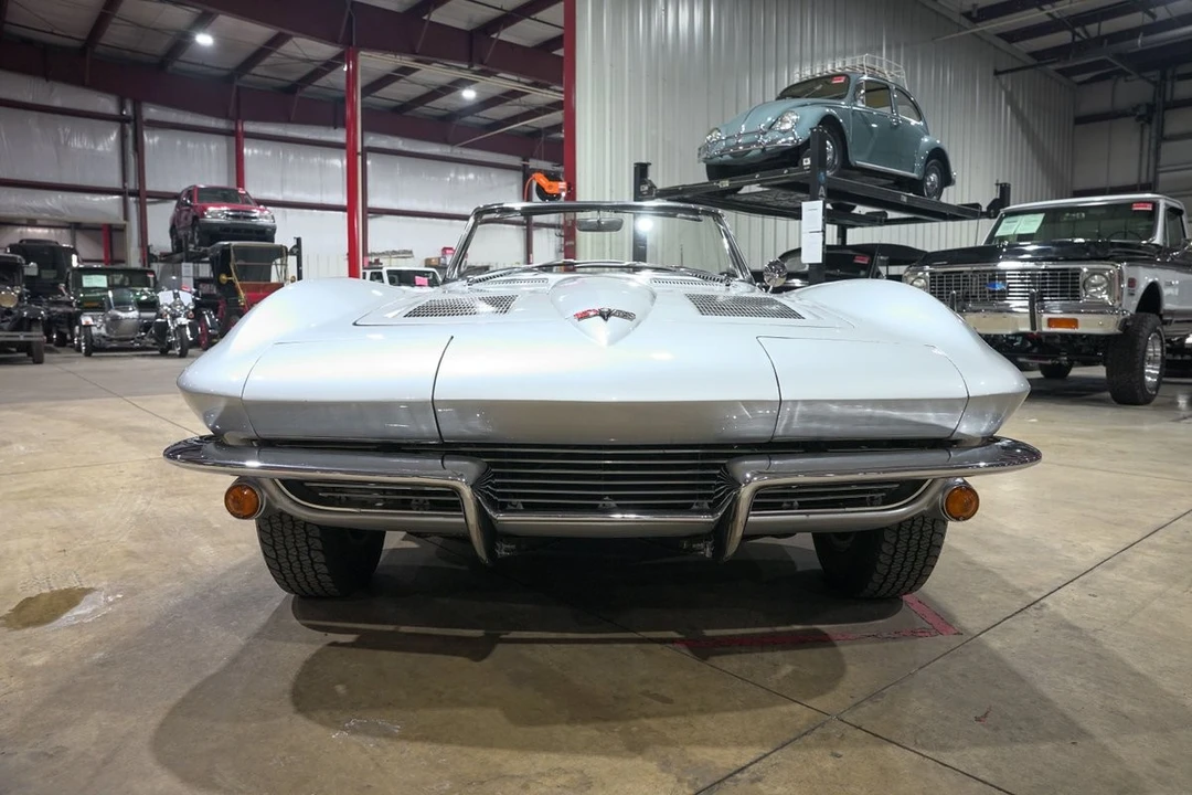 1963 Chevrolet Corvette C2 - Image 13 of 31
