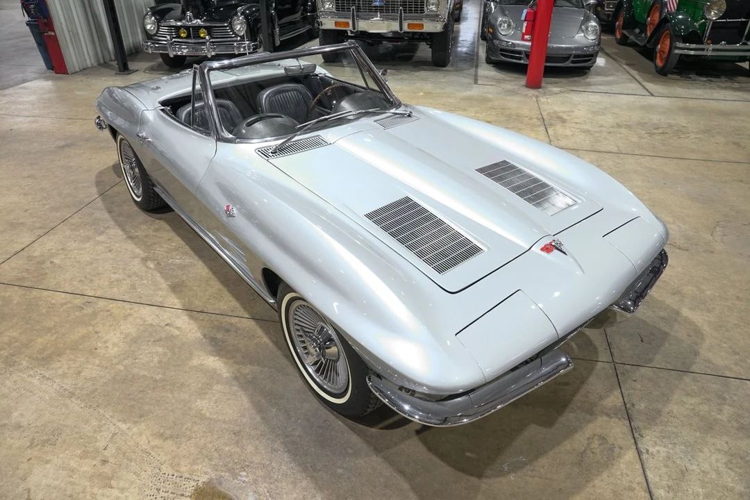 1963 Chevrolet Corvette C2 - Image 14 of 31