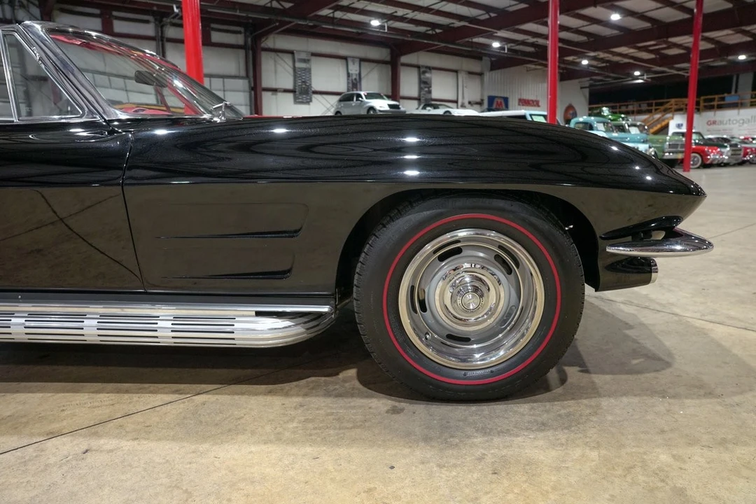 1963 Chevrolet Corvette C2 - Image 11 of 31