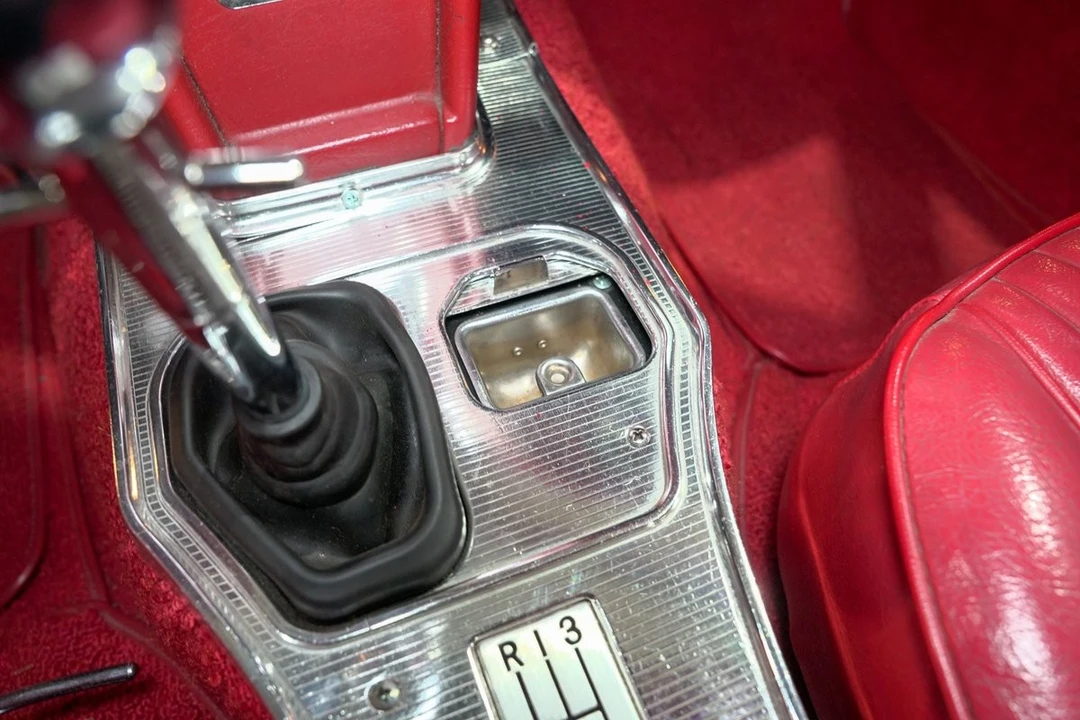 1963 Chevrolet Corvette C2 - Image 28 of 31
