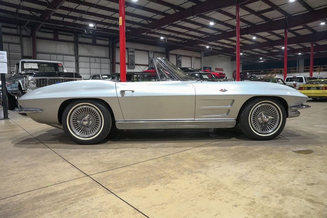 1963 Chevrolet Corvette C2 - Image 10 of 31