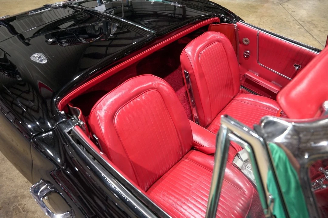 1963 Chevrolet Corvette C2 - Image 18 of 31