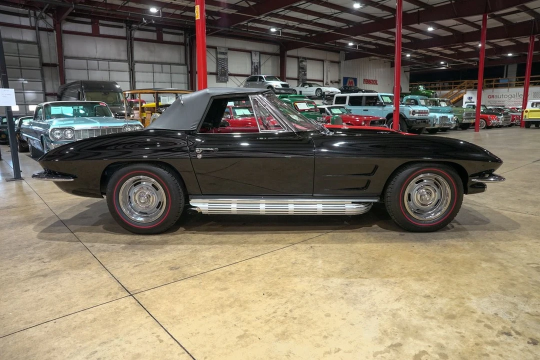 1963 Chevrolet Corvette C2 - Image 25 of 31
