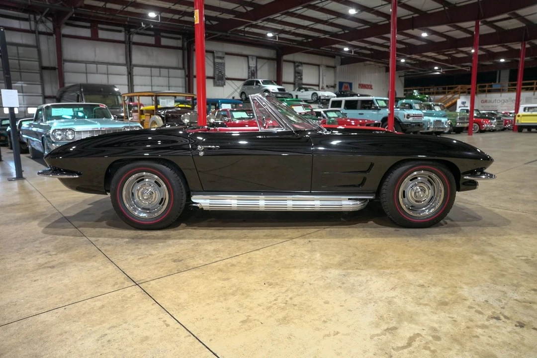 1963 Chevrolet Corvette C2 - Image 10 of 31