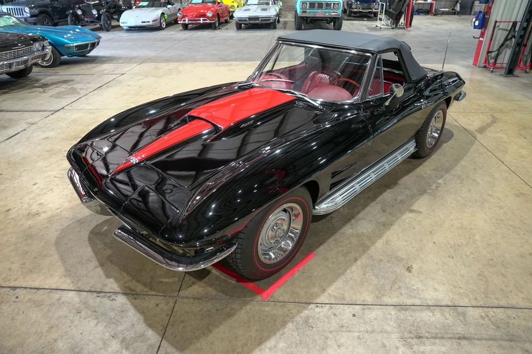 1963 Chevrolet Corvette C2 - Image 29 of 31