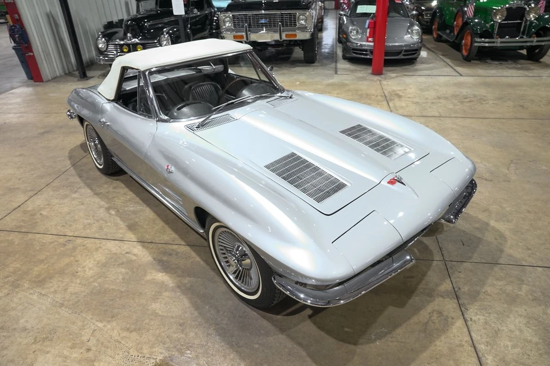 1963 Chevrolet Corvette C2 - Image 26 of 31