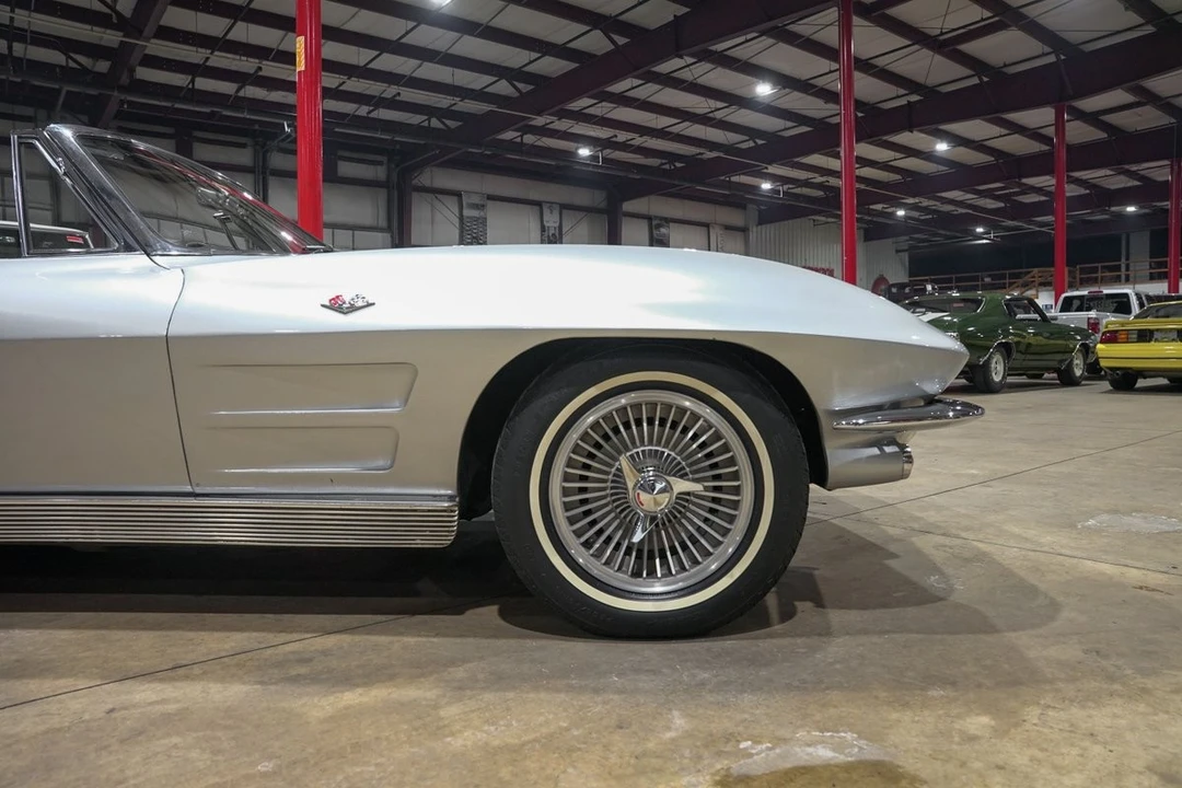 1963 Chevrolet Corvette C2 - Image 11 of 31