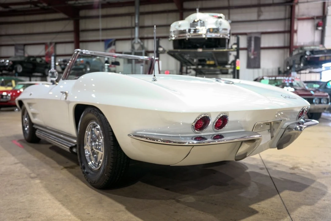 1963 Chevrolet Corvette C2 - Image 6 of 12