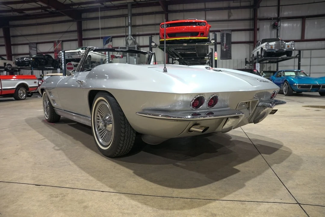 1963 Chevrolet Corvette C2 - Image 6 of 31