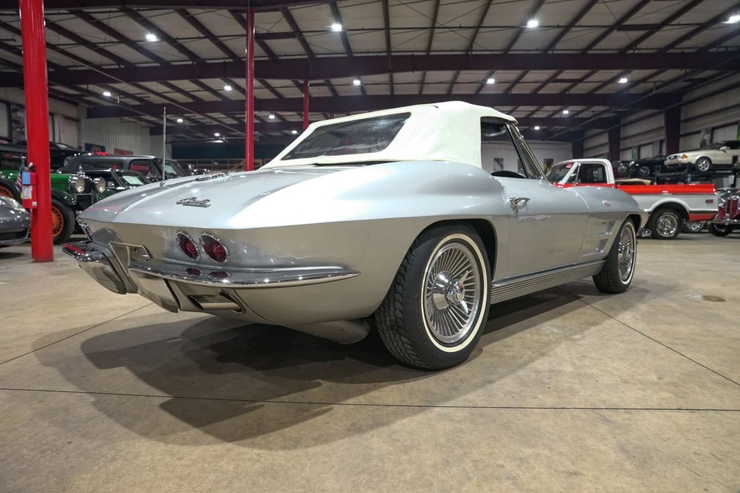 1963 Chevrolet Corvette C2 - Image 22 of 31